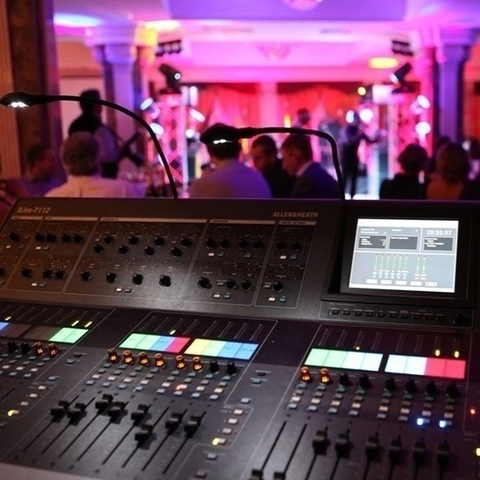 Фото оборудования на свадьбу от SKITSOUND 3