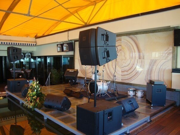 Фото оборудования на свадьбу от SKITSOUND 17