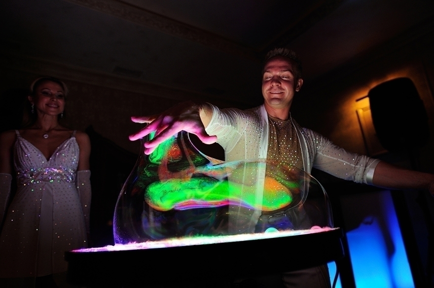 Шоу мыльных пузырей на свадьбу от Шоу Сергея и Светланы Чуйко 5