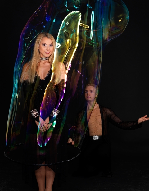 Шоу мыльных пузырей на свадьбу от Шоу Сергея и Светланы Чуйко 6