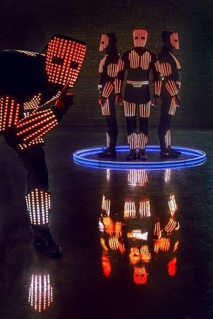 Графические люди на свадьбу от Свето-цирковое ART SHOW 5