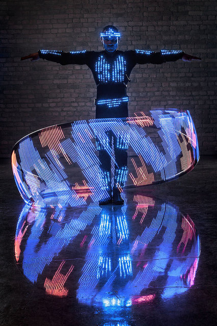 Эволюция на свадьбу от Свето-цирковое ART SHOW 3