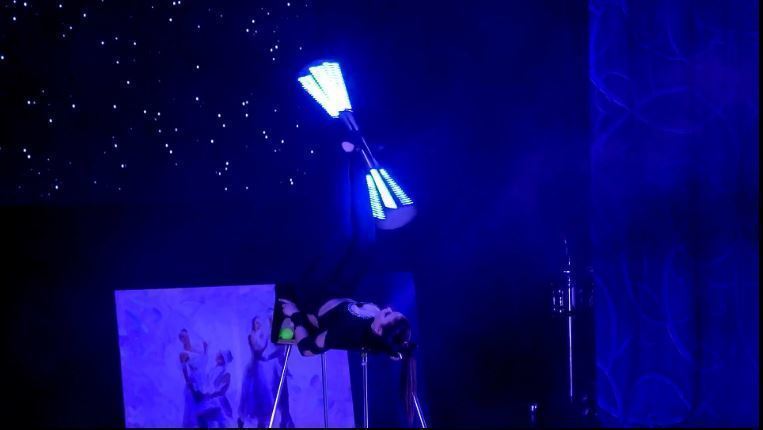 Притяжение на свадьбу от Свето-цирковое ART SHOW 3