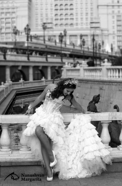 Свадебное платье Виктория. Силуэт Пышное. Цвет Белый / Молочный. Вид 2