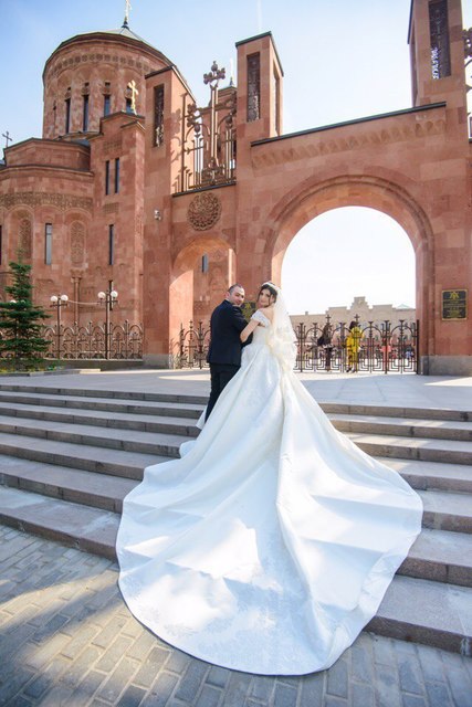 Свадебное платье Девичья мечта. Силуэт Пышное. Цвет Белый / Молочный. Вид 2