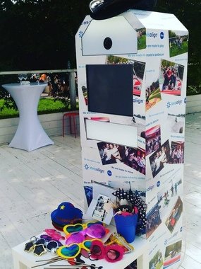 Фотостойка в аренду на свадьбу от Фотобудка Photobox 2