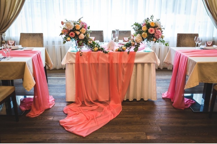 Классика, Шебби шик в Ресторан / Банкетный зал от Студия декора и флористики Perlamutr studio 2