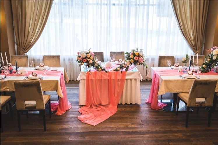 Классика, Шебби шик в Ресторан / Банкетный зал от Студия декора и флористики Perlamutr studio 6