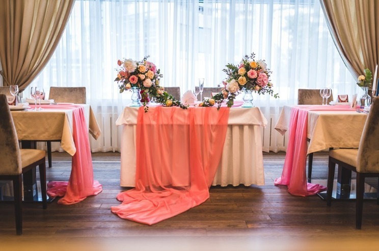 Классика, Шебби шик в Ресторан / Банкетный зал от Студия декора и флористики Perlamutr studio 14