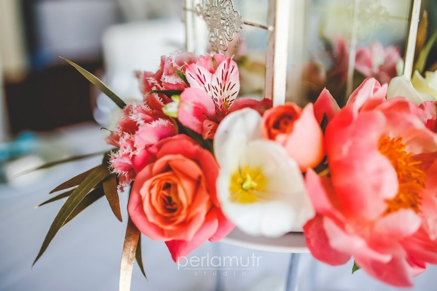 Классика, Шебби шик, Весенняя / Летняя в Ресторан / Банкетный зал от Студия декора и флористики Perlamutr studio 5