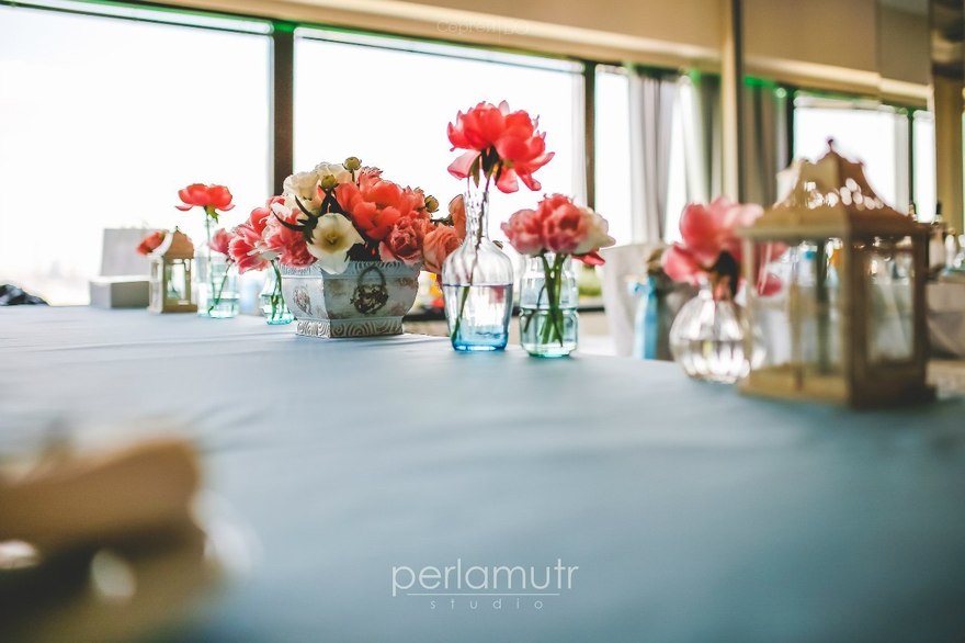 Классика, Шебби шик, Весенняя / Летняя в Ресторан / Банкетный зал от Студия декора и флористики Perlamutr studio 11