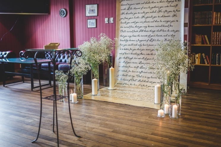 Рустик в Ресторан / Банкетный зал от Студия декора и флористики Perlamutr studio 2