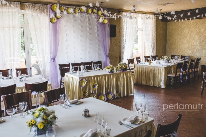Шебби шик, Бохо, Рустик в Ресторан / Банкетный зал от Студия декора и флористики Perlamutr studio 4