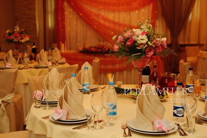 Классика, Шебби шик в Ресторан / Банкетный зал от Студия декора и флористики Perlamutr studio 5