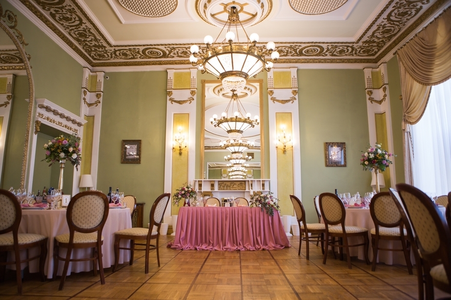 Классика, Шебби шик в Ресторан / Банкетный зал от Студия декора FinnArt 3