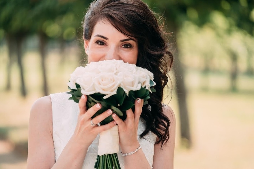 Распущенные, Волны, Локоны / Локоны на один бок от Свадебный стилист Купар Ольга 2