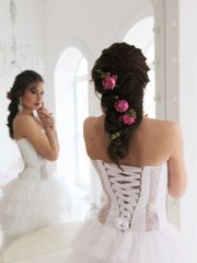 Коса / Коса-пучок, С аксессуарами / Цветами / Фатой от Свадебный стилист Ольга Силаева 1