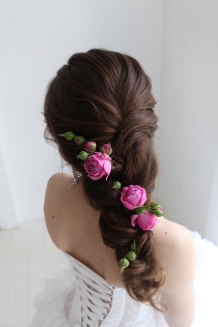 С аксессуарами / Цветами / Фатой, Коса / Коса-пучок от Свадебный стилист Ольга Силаева 2