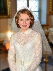 С аксессуарами / Цветами / Фатой от Свадебный стилист Ольга Силаева 1