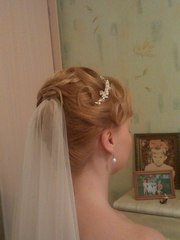 Высокие / Собранные, С аксессуарами / Цветами / Фатой от Свадебный стилист Ольга Силаева 1