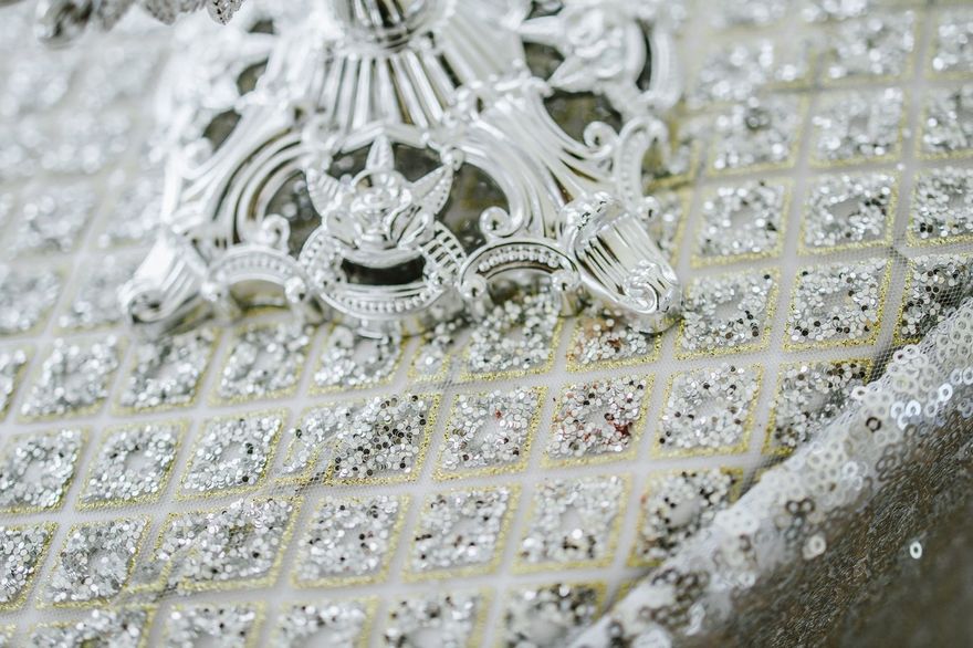 Классика в Выездная регистрация, Ресторан / Банкетный зал от Студия декора Magicweddings 7