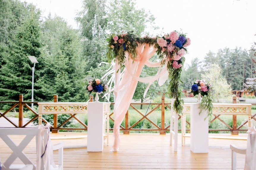 Шебби шик, Весенняя / Летняя, Рустик в Выездная регистрация, Ресторан / Банкетный зал от Студия декора Magicweddings 5