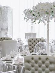 Столы и стулья гостей / Банкет в Классика от Студия декора Magicweddings 1