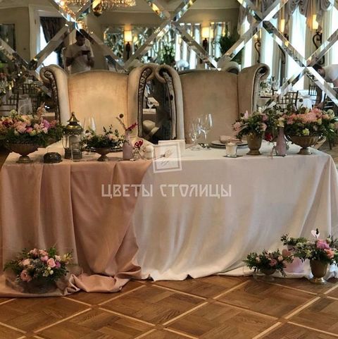 Классика в Ресторан / Банкетный зал от Студия декора и флористики Цветы Столицы 4