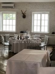 Столы и стулья гостей / Банкет в Классика от Студия декора и флористики Цветы Столицы 1