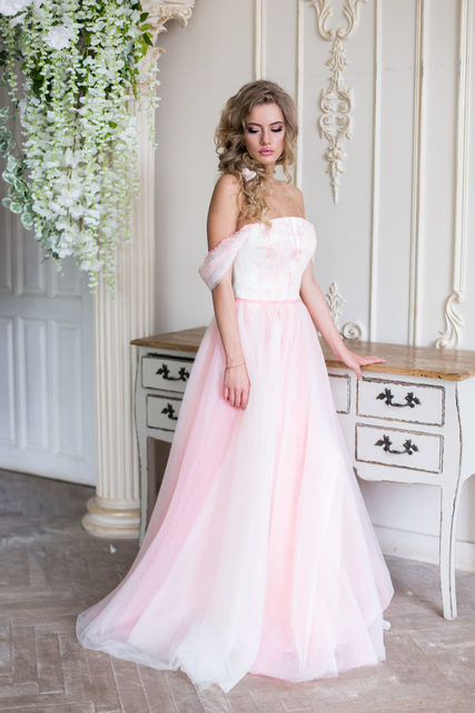 Свадебное платье Розали. Силуэт А-силуэт. Цвет Белый / Молочный, оттенки Розового. Вид 2