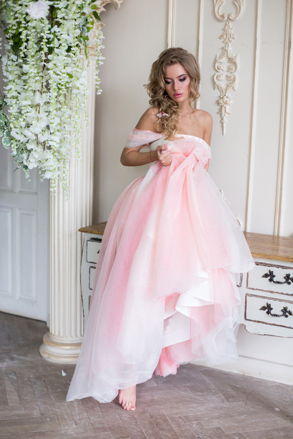 Свадебное платье Розали. Силуэт А-силуэт. Цвет Белый / Молочный, оттенки Розового. Вид 3