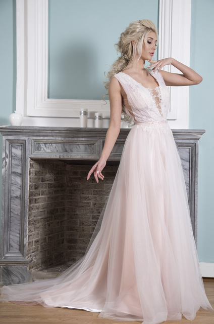 Свадебное платье София. Силуэт А-силуэт. Цвет Айвори / Капучино, оттенки Розового. Вид 2