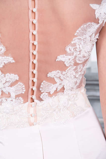 Свадебный костюм с юбкой. Силуэт Прямое. Цвет Белый / Молочный. Вид 8