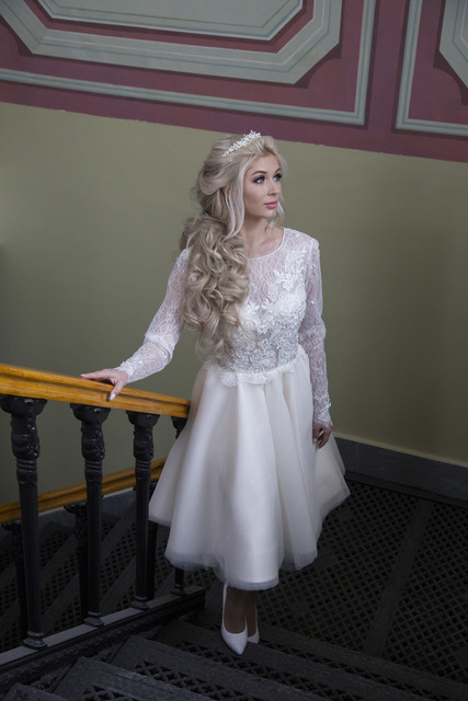 Свадебное платье Султана. Силуэт А-силуэт. Цвет Белый / Молочный. Вид 3