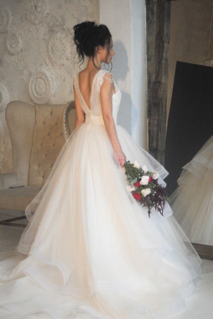 Свадебное платье Розабелла. Силуэт Пышное. Цвет Белый / Молочный. Вид 2