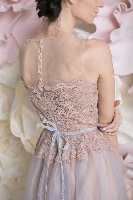 Свадебное платье Эстель миди. Силуэт А-силуэт. Цвет Лавандовый / Фиолетовый, оттенки Розового. Вид 5