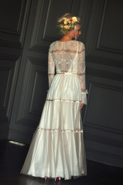 Свадебное платье Миладия. Силуэт Прямое. Цвет Белый / Молочный. Вид 3