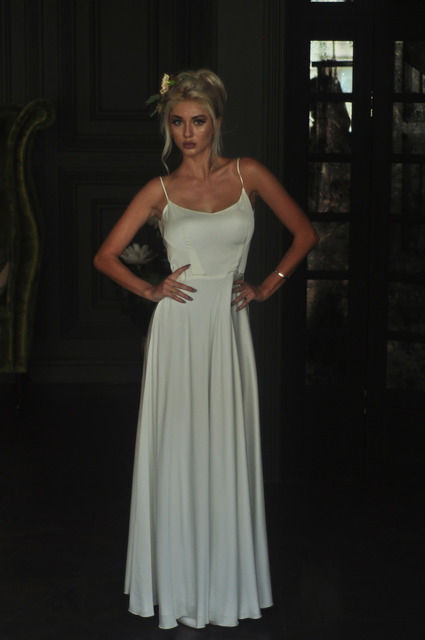 Свадебное платье Миладия. Силуэт Прямое. Цвет Белый / Молочный. Вид 5