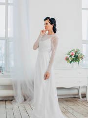 Свадебное платье Вероник. Силуэт Прямое. Цвет Белый / Молочный. Вид 2