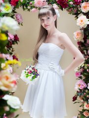 Свадебное платье 018. Силуэт А-силуэт. Цвет Белый / Молочный. Вид 1