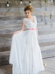 Свадебное платье 205. Силуэт А-силуэт. Цвет Белый / Молочный. Вид 1