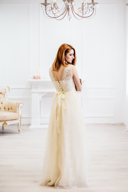 Свадебное платье Элиен. Силуэт А-силуэт. Цвет Белый / Молочный, Золото. Вид 3