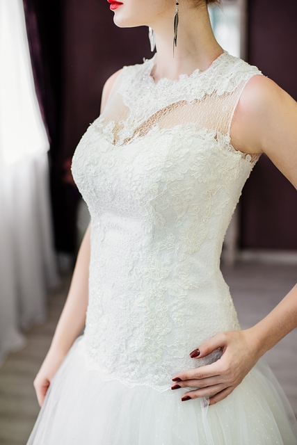 Свадебное платье Элизавет. Силуэт А-силуэт. Цвет Белый / Молочный. Вид 3