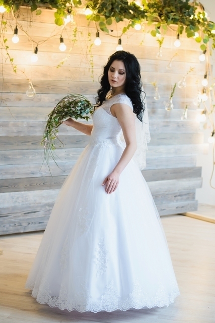 Свадебное платье U-1030315. Силуэт А-силуэт. Цвет Белый / Молочный. Вид 2