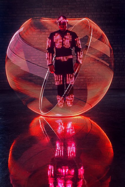 Эволюция на свадьбу от Свето-цирковое ART SHOW 5