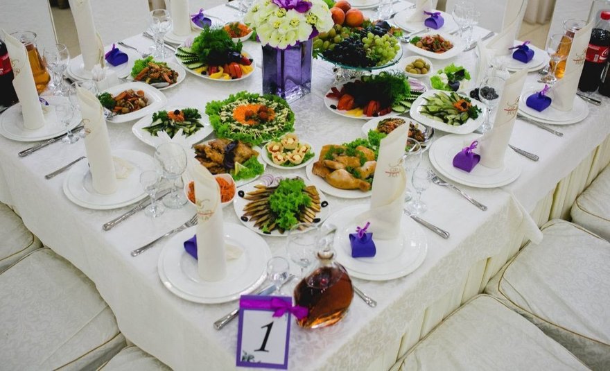 Классика в Ресторан / Банкетный зал от Студия декора Perfect-me 5