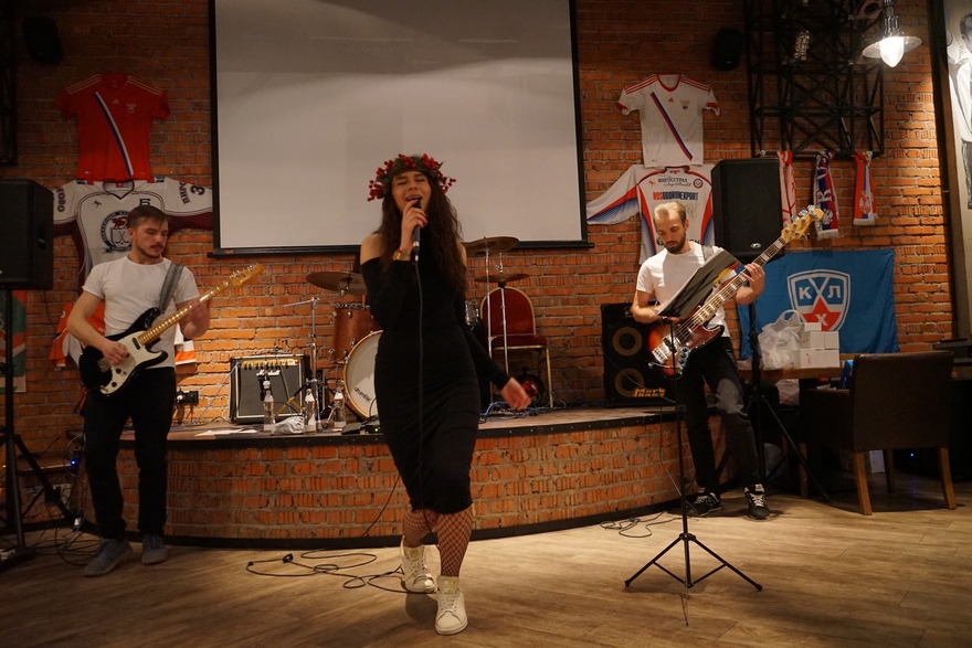 Кавер-группа Love is...Band на свадьбу 7