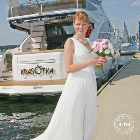 Классический круглый name от Студия флористики и дизайна Я и ТЫ 3