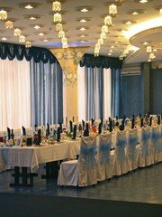 Столы и стулья гостей / Банкет в Тематический от Студия флористики и дизайна Я и ТЫ 2