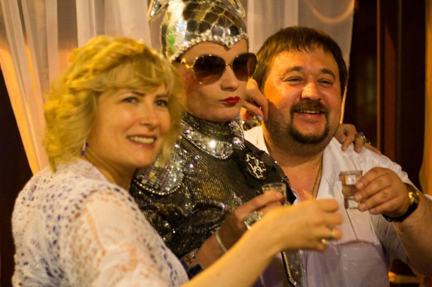 Фото: Пародийное шоу АллоеВера на свадьбу от Пародийное шоу АллоеВера 13